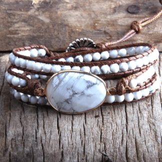 bracelet en pierres naturelles jaspe blanc multi tour bracelet wrap trois tours lien cuir ajustable en trois positions fermoir métal fleurs