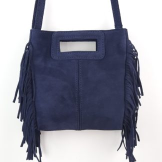sac à main avec bandoulière amovible et ajustable de couleur bleu marine . Style bohème ce sac est à franges et se portera également en pochette .