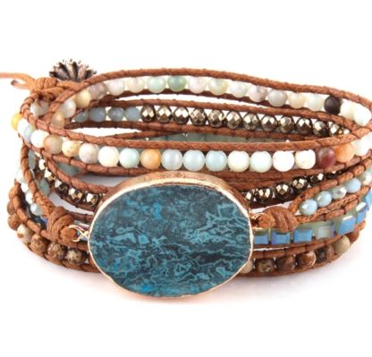 bracelet en pierres naturelles amazonite lien cuir et perle bracelet wrap multi tour lien en cuir ajustable en tailles grâce à trois encoches fermoir fleur en métal style bohème