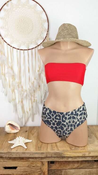 maillot de bain femme deux pieces bandeau taille haute pour la culotte coloris léopard existe en trois taille coussinets amovibles