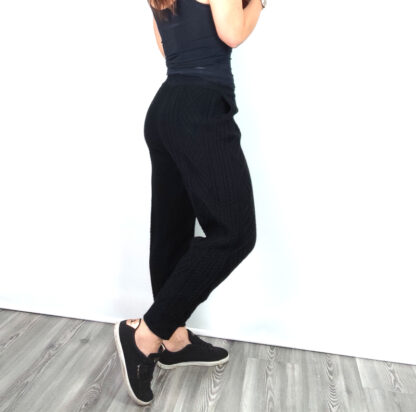 pantalon laine femme coupe jogging d'intérieur coloris noir maille torsadé deux poches côtés