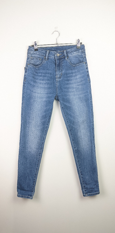 jean 3D denim bleu usé coupe slim , avec stretch coupe taille haute