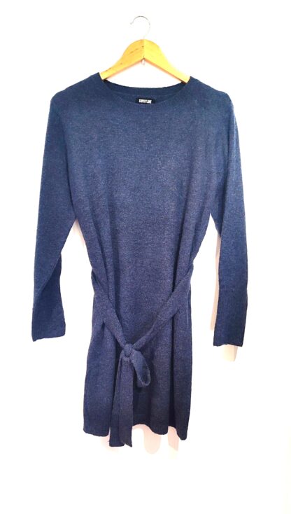 robe pull laine coloris bleu chiné encolure ronde manches longues coupe robe courte droite avec ceinture amovible et ajustable en laine du même coloris