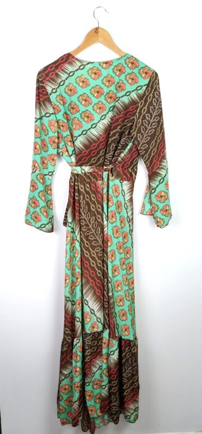 robe longue soie vue de dos manches longues coupe robe longue portefeuille femme assimilé à un kimono femme soie taille unique