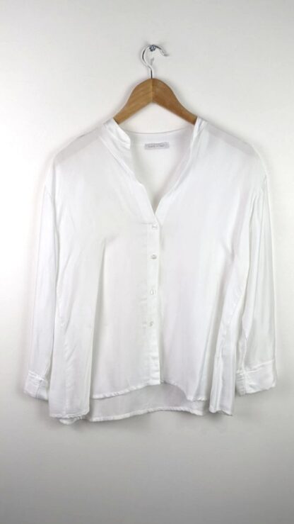 chemise soie femme avec viscose chemise fluide coloris blanc encolure v et col mao taille unique manches longues oversize boutonnée